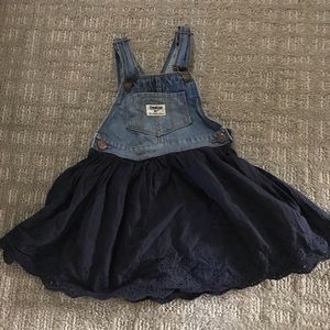 Toddler girls Oshkosh overall skirt